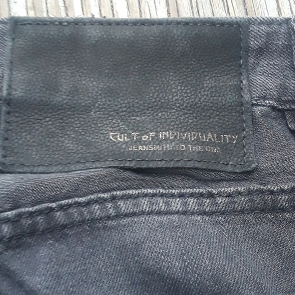 Cult of Individuality distress rip jean - Picture 10 of 15